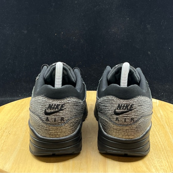 Nike Air Max 454746-005 Premium Black Metallic Hematite Women’s Sz 7.5 Running - Picture 6 of 10